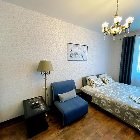 Italian Boulevard Modern Apartment Odessa Exterior foto
